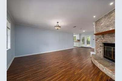 300 Robert E. Lee, Tyler, TX 75703 - Photo 10