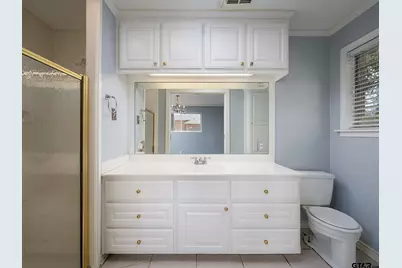 300 Robert E. Lee, Tyler, TX 75703 - Photo 18