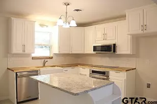 12239 Hillcreek, Whitehouse, TX 75791 - Photo 16