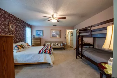 8309 Oxford Drive, Tyler, TX 75703 - Photo 12