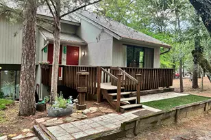 225 Holly Hill Cir, Holly Lake Ranch, TX 75765 - Photo 2