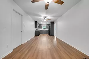 3424 Martha St, Tyler, TX 75702 - Photo 6