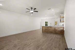 817 Boyd Ave, Tyler, TX 75701 - Photo 6