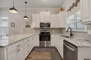2728 Royal Vlg Wy, Tyler, TX 75701 - Photo 10