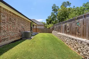 2728 Royal Vlg Wy, Tyler, TX 75701 - Photo 22