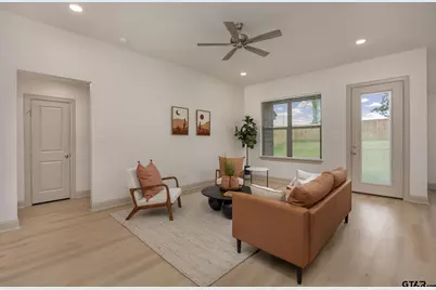 2245 Dogwood Park Blvd, Tyler, TX 75707 - Photo 4