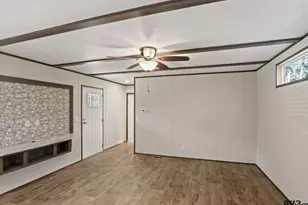 111 Kathy Cir, Mabank, TX 75156 - Photo 6