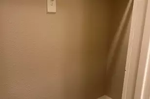 629 S Palace Ave, Tyler, TX 75702 - Photo 8
