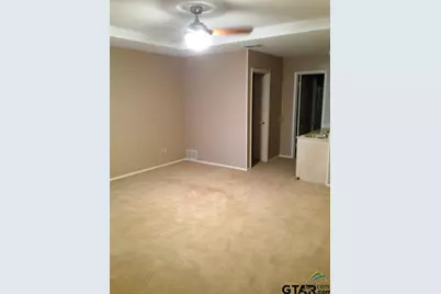 1602 Timber Creek Dr, Tyler, TX 75703 - Photo 2
