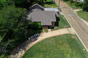 500 W Marshall, Gladewater, TX 75647 - Photo 8