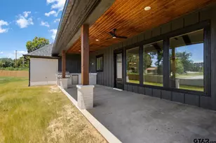 17402 Woodcrest Cir, Lindale, TX 75771 - Photo 46