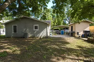 404 Monroe St, Jacksonville, TX 75766 - Photo 20