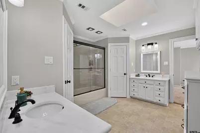 6401 Hollytree Circle, Tyler, TX 75703 - Photo 28