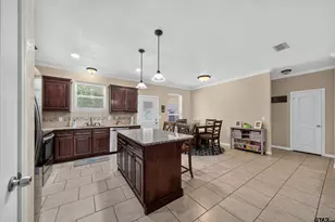19110 Pinedale Cir, Flint, TX 75762 - Photo 6