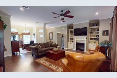 2920 Gloucester, Tyler, TX 75707 - Photo 10