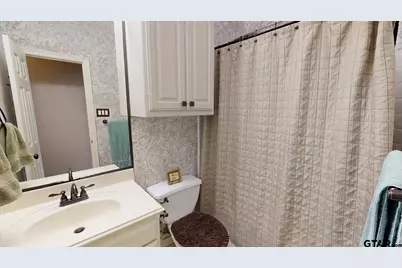 2920 Gloucester, Tyler, TX 75707 - Photo 16