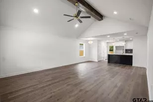 917 Crosby St, Tyler, TX 75701 - Photo 8