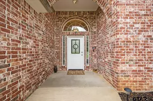 305 Bridgers Hill Rd, Longview, TX 75604 - Photo 4