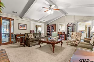 106 Cheyenne St, Gilmer, TX 75644 - Photo 4