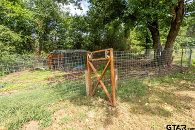 18059 County Road 2142, Troup, TX 75789 - Photo 16