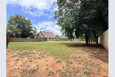 19380 Cedarpark Place, Lindale, TX 75771 - Photo 30
