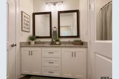 19380 Cedarpark Place, Lindale, TX 75771 - Photo 22