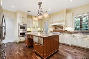 2030 Equestrian Ln, Tyler, TX 75703 - Photo 10