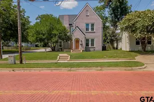 831 W Houston St, Tyler, TX 75702 - Photo 2