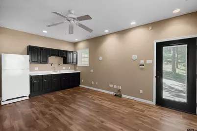 1907 East Lake, Gladewater, TX 75647 - Photo 20