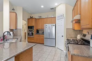 4601 Carlton Dr, Garland, TX 75043 - Photo 16