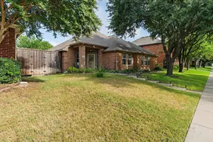 4601 Carlton Dr, Garland, TX 75043 - Photo 4