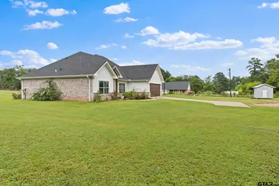 22477 County Road 2166, Troup, TX 75789 - Photo 2