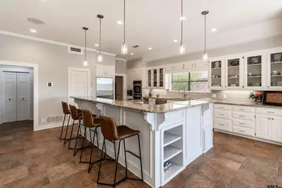 6500 Hollytree Circle, Tyler, TX 75703 - Photo 14