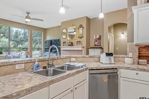 1902 Golden Bay, Whitehouse, TX 75791 - Photo 8