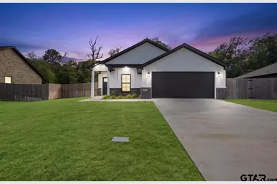 16134 Crossing Circle, Lindale, TX 75771 - Photo 1