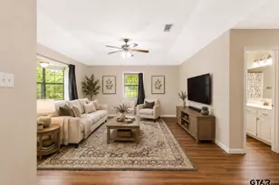 817 Howard St, Jacksonville, TX 75766 - Photo 6