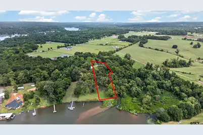 2401 Lake Park Ln, Jacksonville, TX 75766 - Photo 2