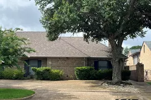 418 Woodland Hills Dr, Tyler, TX 75701 - Photo 1
