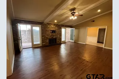 418 Woodland Hills Dr, Tyler, TX 75701 - Photo 4