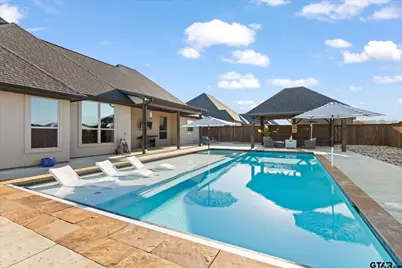 285 Heritage Way, Bullard, TX 75757 - Photo 2