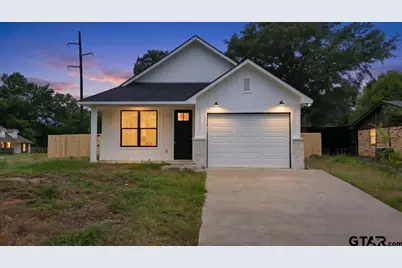 307 S Langham St, Troup, TX 75789 - Photo 2