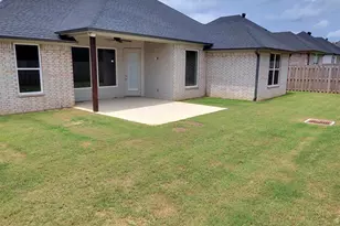 915 Alex Dr, Whitehouse, TX 75791 - Photo 2