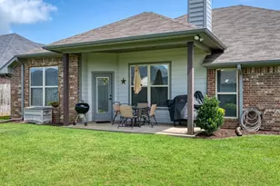 416 Hyde Park Dr, Chandler, TX 75758 - Photo 24