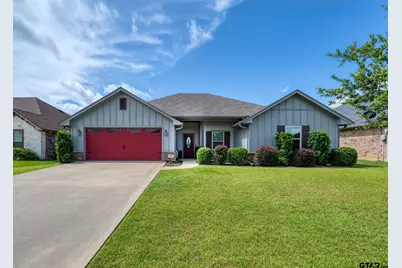 416 Hyde Park Dr, Chandler, TX 75758 - Photo 1