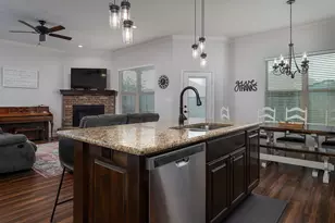 416 Hyde Park Dr, Chandler, TX 75758 - Photo 8