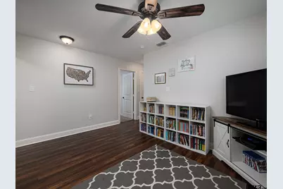 416 Hyde Park Dr, Chandler, TX 75758 - Photo 16