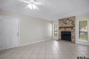 411 Shady Ln, Whitehouse, TX 75791 - Photo 8