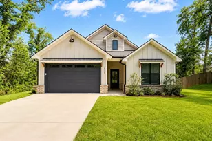 2305 Debby Ln, Tyler, TX 75701 - Photo 2
