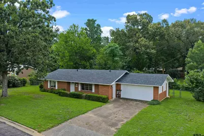 612 Leach St, Kilgore, TX 75662 - Photo 1