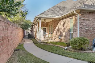 2431 Homestead Ln, Tyler, TX 75701 - Photo 24